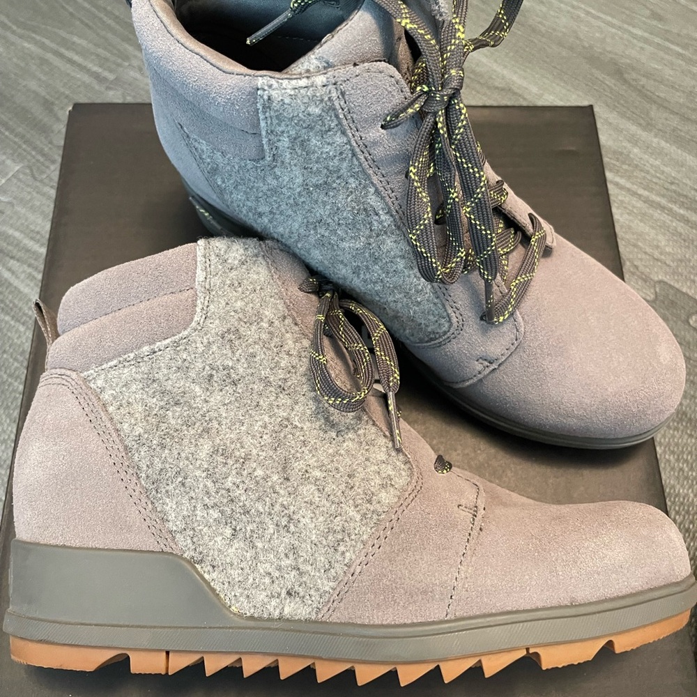 Sorel Evie ankle boots